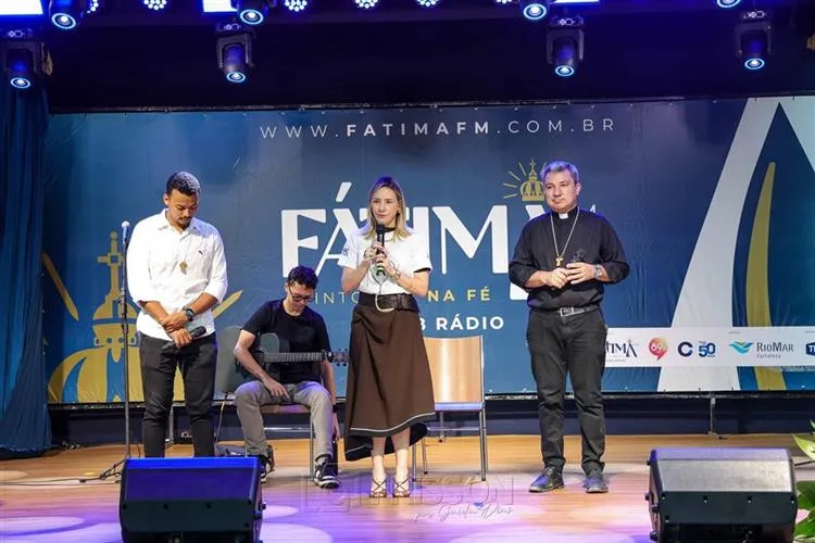 Fátima FM reúne fiéis em mais uma edição do "Mergulho na Misericórdia"