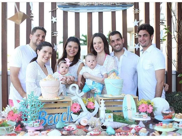 Paulinha e Carol Sampaio comemoram 5 meses dos seus babys