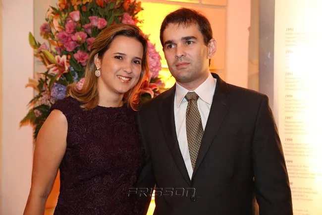 Viviane Rocha em chá de baby do André