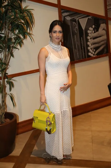 Marilia Queiroz confirma nome da filha