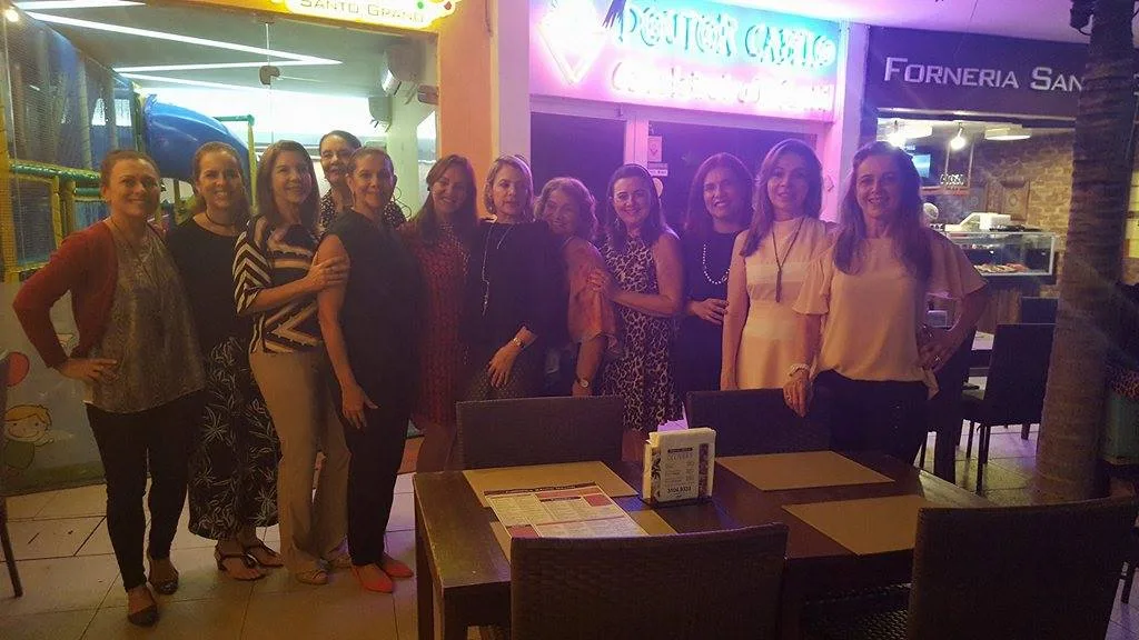 Bel Machado comemorou niver com amigas