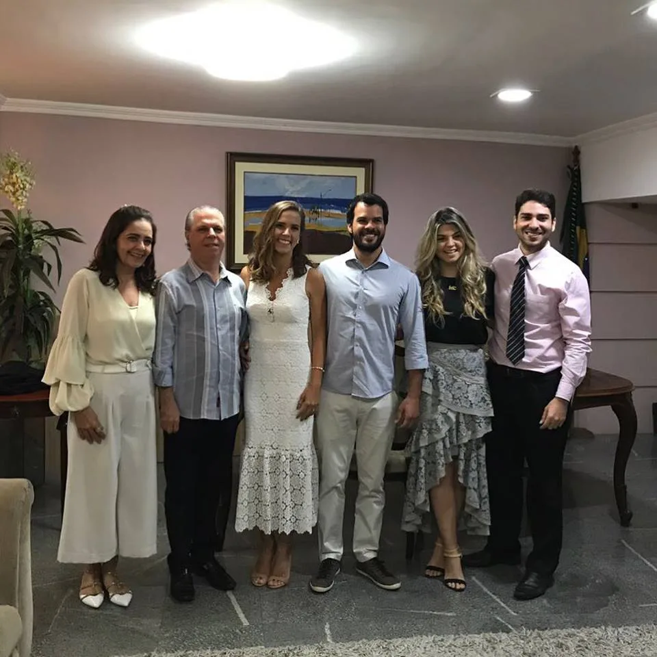 Alice Studart e Ítalo Magalhães casam no civil