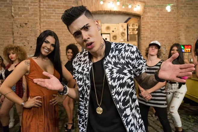 MC Kevinho faz show em Fortaleza neste domingo