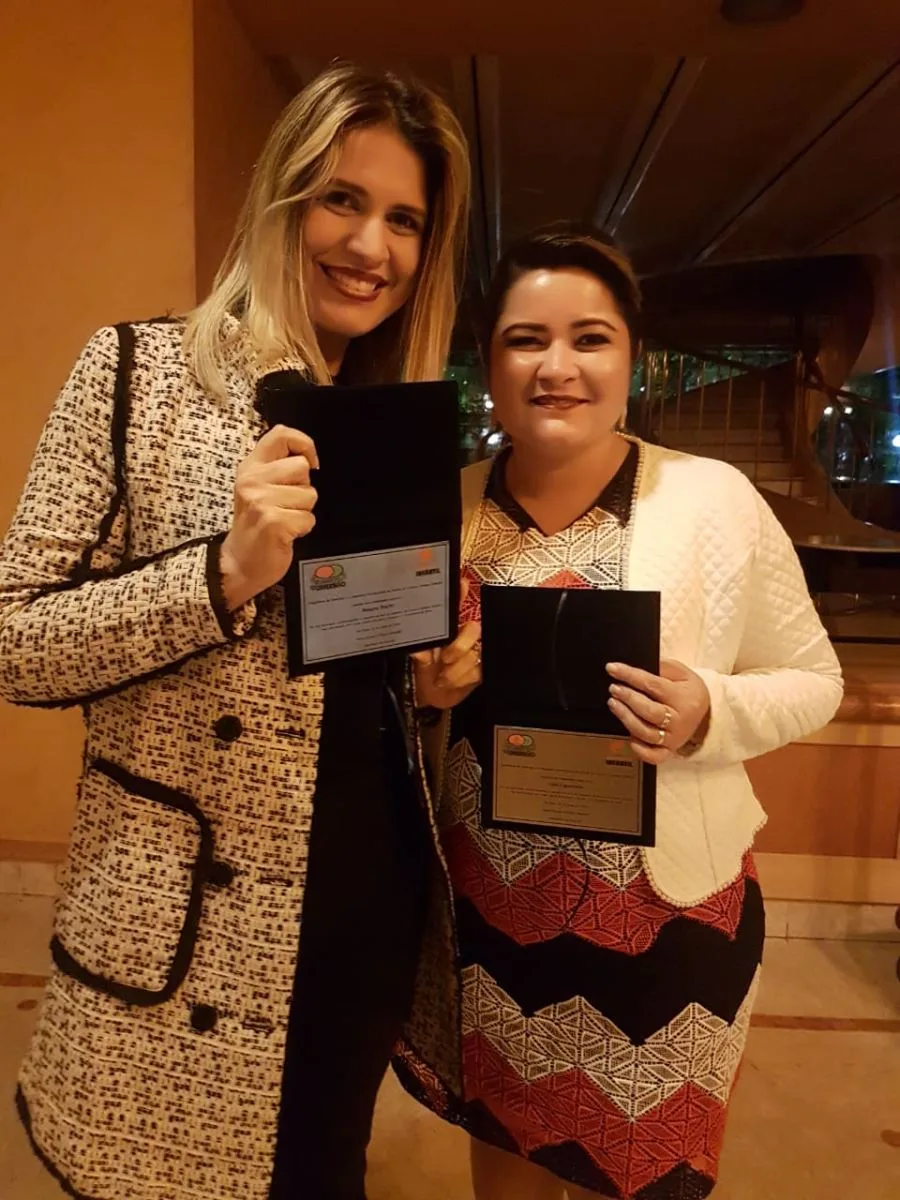 Liduina Figueiredo e Renata Pretti recebem homenagem