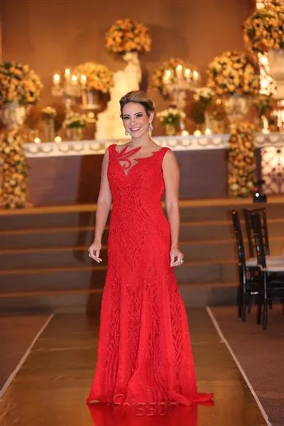 O vestido de Gaída Dias para o baile debutante