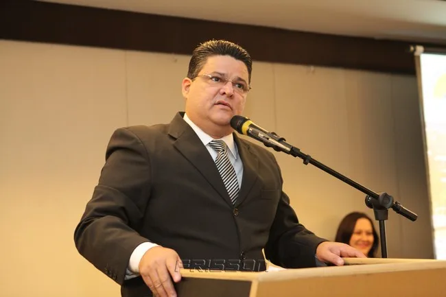 Colombo Cialdini em destaque