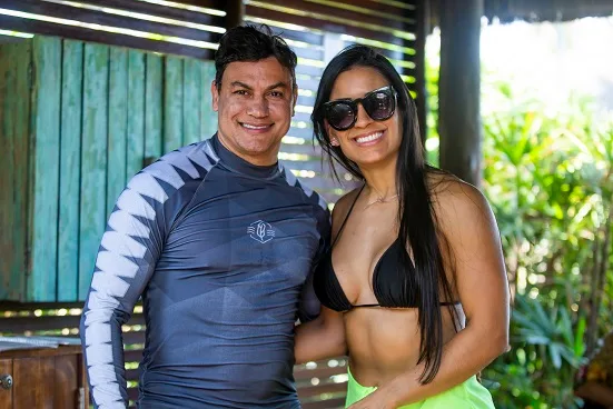 Popó passa dia de diversão no Beach Park
