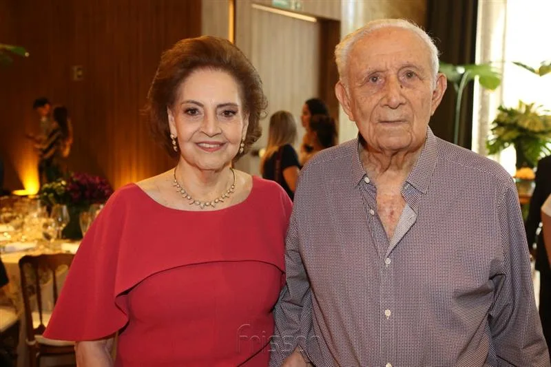 Morre Humberto Bezerra