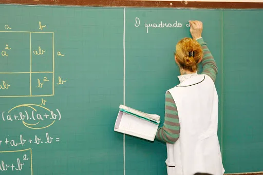 Profissionais da Rede Municipal de Ensino passam a receber atendimento psicológico