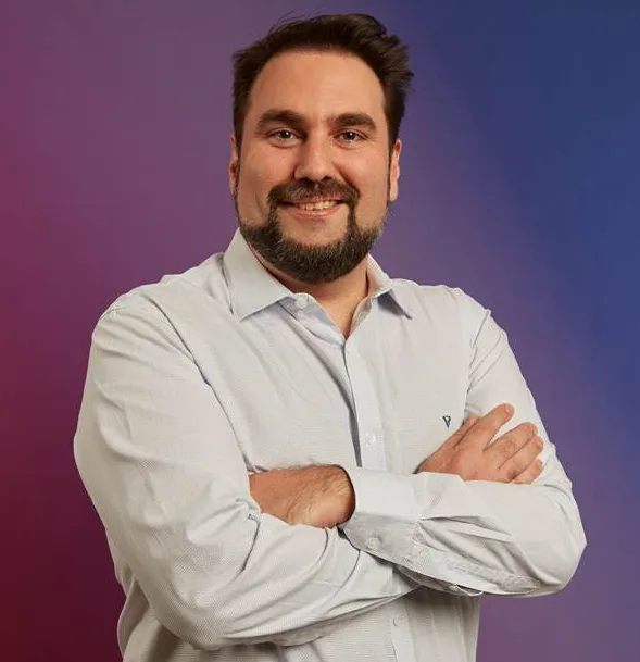 Pedro Campos substitui Fabricio Angelin e é novo diretor geral da Latam Pass