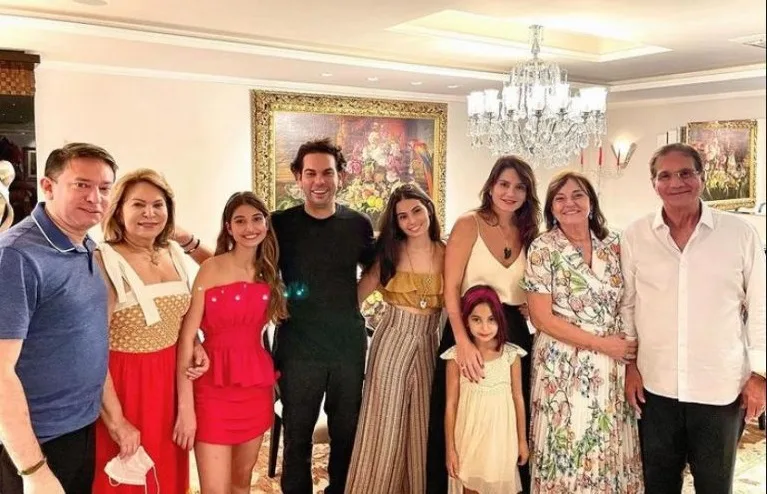 Renata Vale celebra mais um aniversário