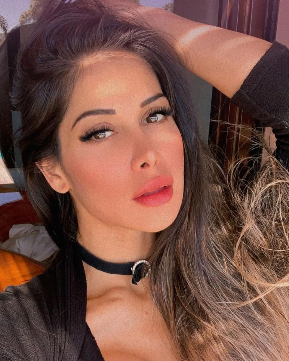 Influenciadora Mayra Cardi testa positivo para coronavírus