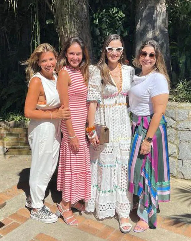 Giuliana Botelho comemora a nova idade no Rio de Janeiro