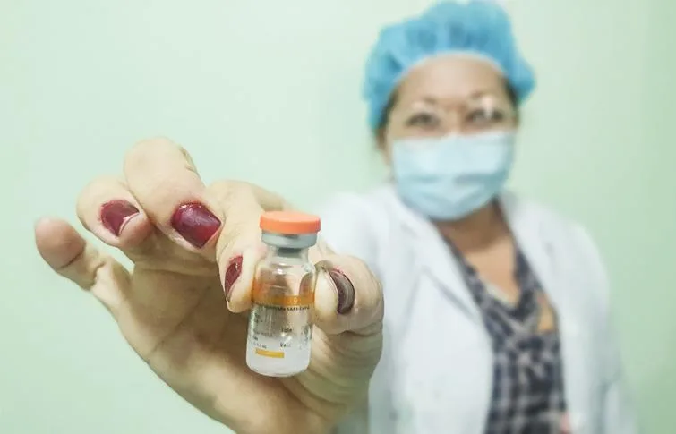 MPCE investiga Juazeiro do Norte e Quixadá por casos de “fura fila” da vacina da Covid-19