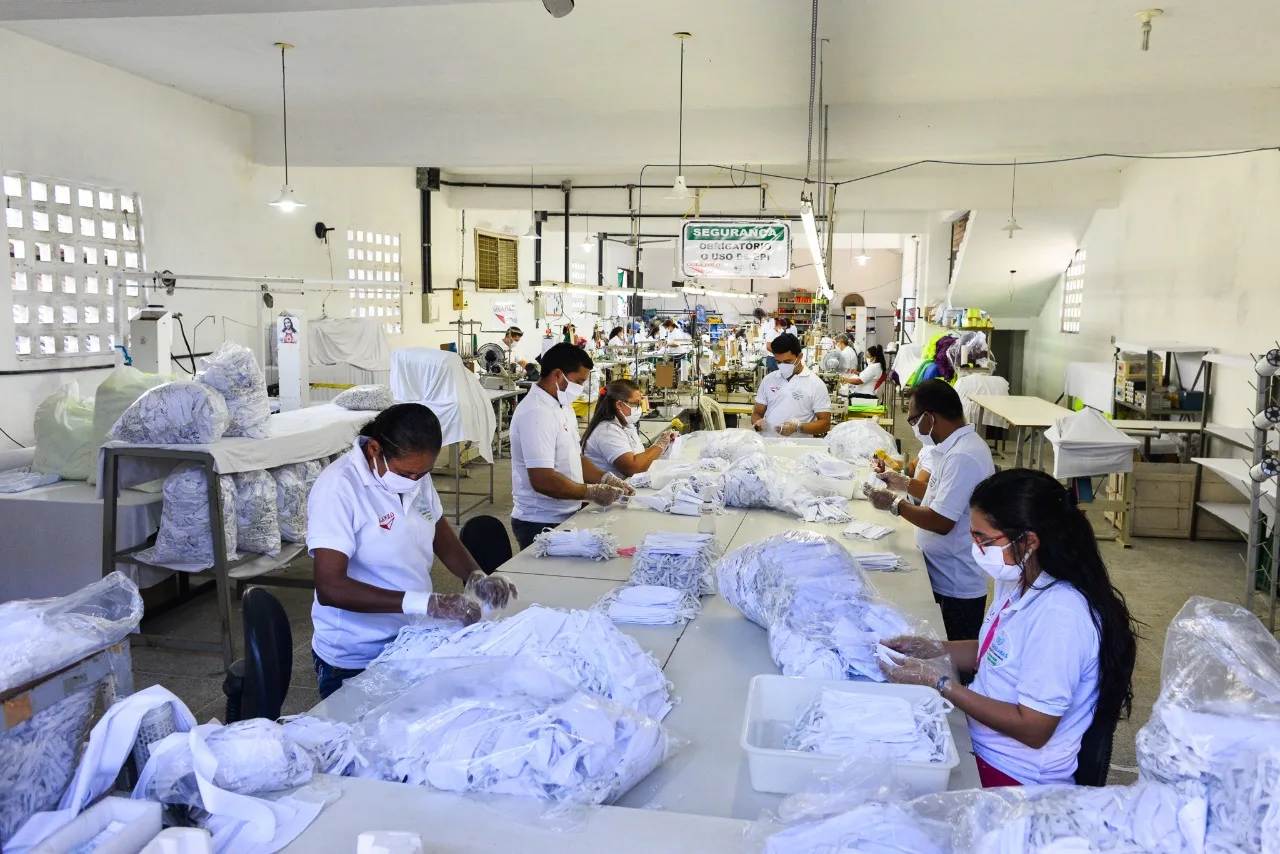 Economia cearense supera nível pré-pandemia, mas resultado deve ser observado com cuidado