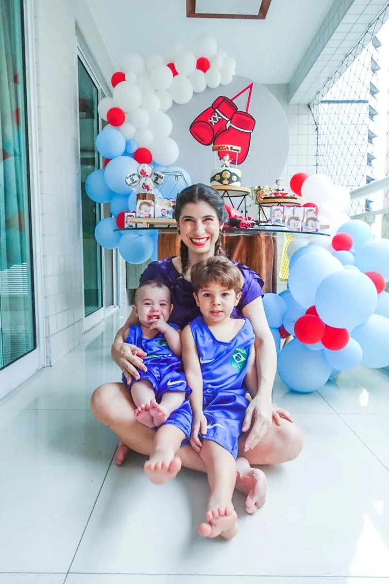 Themis Briand celebram 5 meses do filho Lucca