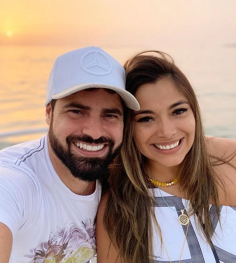 Camila Macêdo e Renno Poeta curtem dias em Dubai
