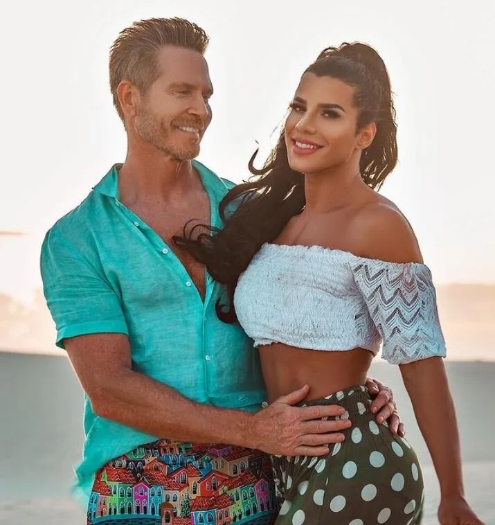 Ator Renato Shippee curte as belezas de Jericoacoara com a família