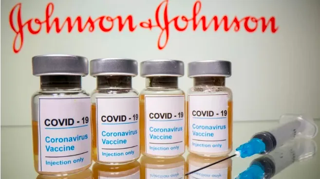 Nova York quer dar dose única da vacina Johnson & Johnson para turistas