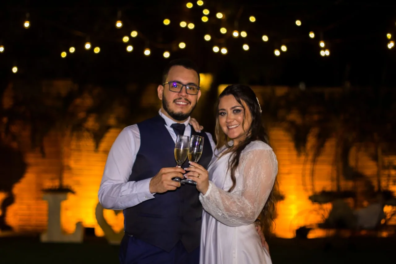 Yasmin Silva e Herberson Silva oficializam união com cerimônia íntima