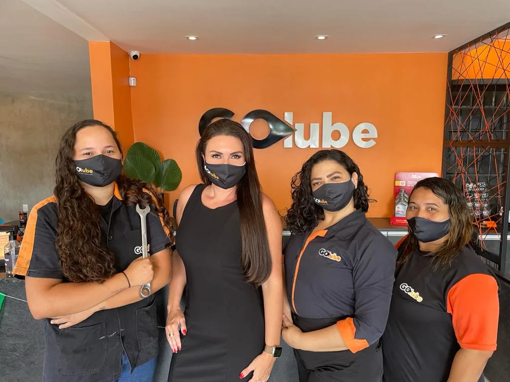 Loja automotiva Golube emprega mulheres para cargos tradicionalmente masculinos