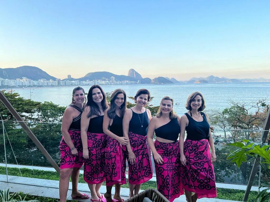 Andrea Rios comemora aniversário no Rio de Janeiro