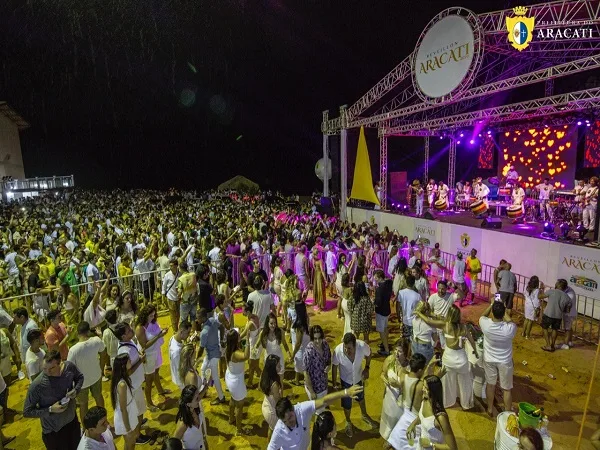 Yasmin Santos e Tati Portela vão comandar o réveillon de Canoa Quebrada e Majorlândia