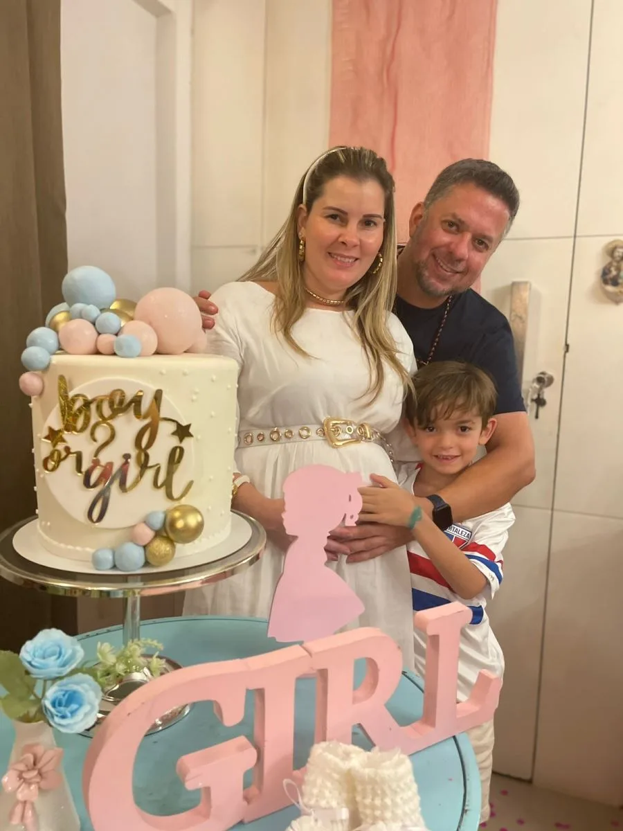 Adriana e Raphael Loureiro descobrem que vem aí uma menina para aumentar a família