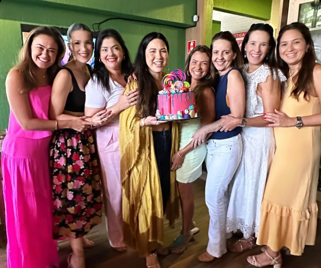 Carol Yamazaki é surpreendida com parabéns no Bang's Aldeota