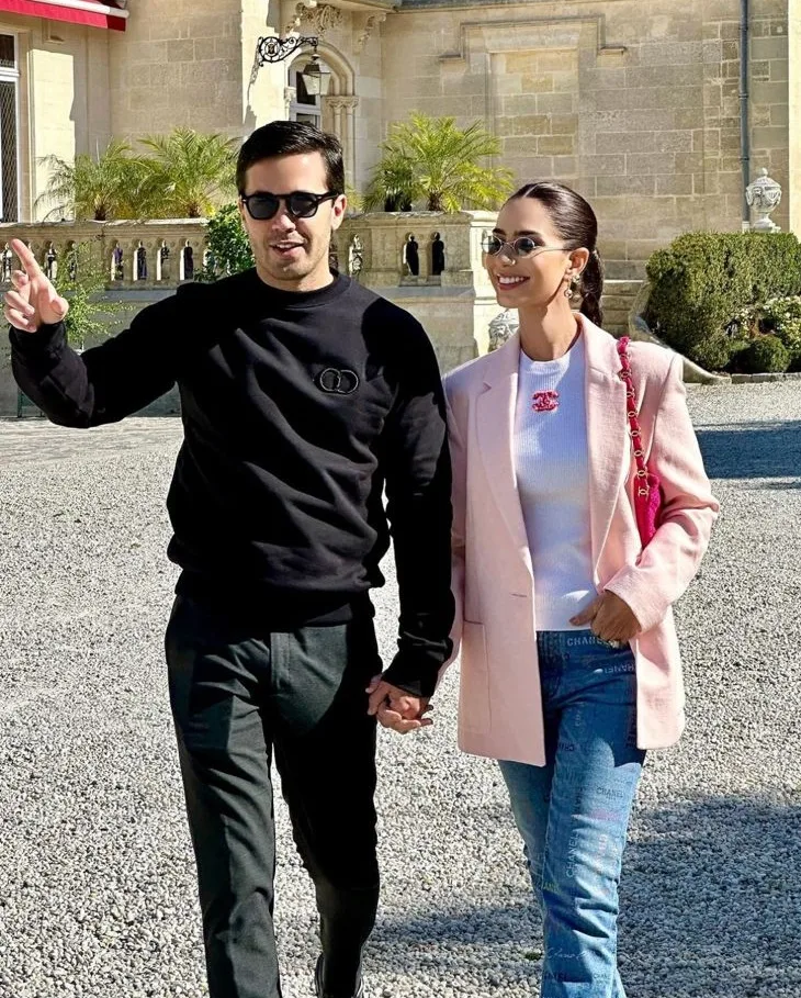 Cegonha da aviso para Nicole Pinheiro e Netinho Bayde