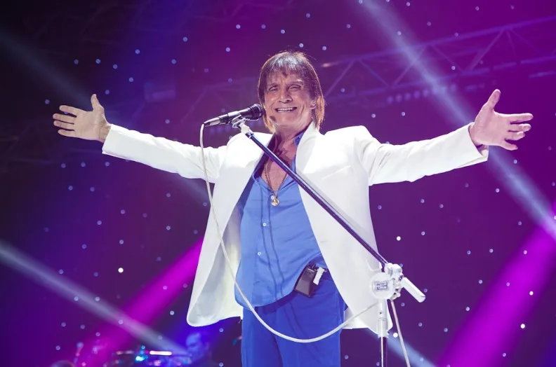 Roberto Carlos apresenta novo show em Fortaleza
