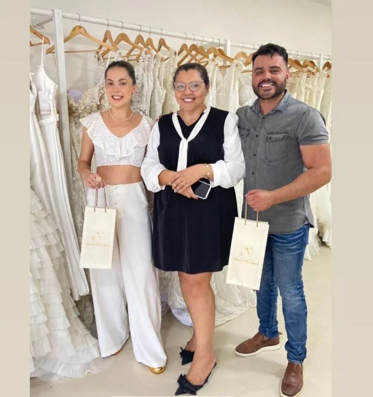 Armando Araújo inaugura Outlet Unique