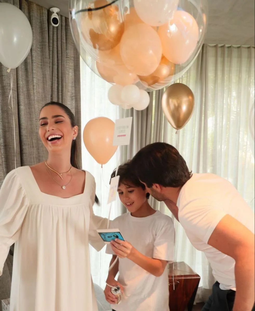 Nicole Pinheiro e Netinho Bayde anunciam que estão à espera de gêmeos
