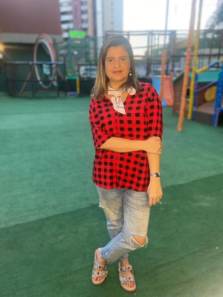 Nyele Pessoa promove animado arraiá do Eco Clube
