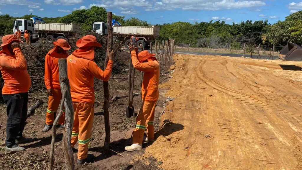 Operação integrada promove melhorias em Canoa Quebrada