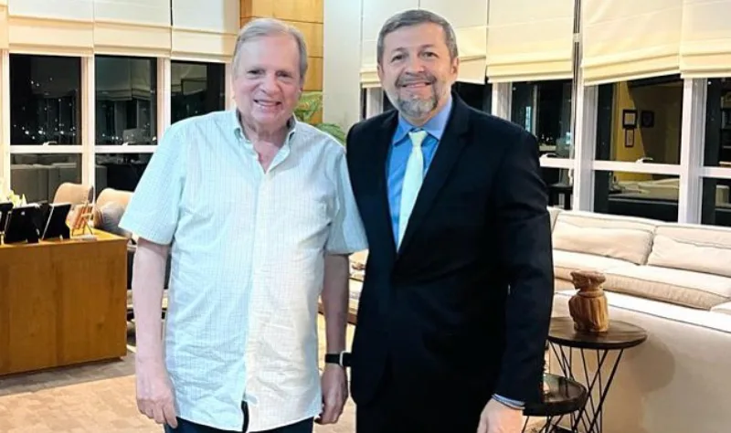 Tasso Jereissati e Élcio Batista iniciam ciclos de debates do PSDB no Ceará