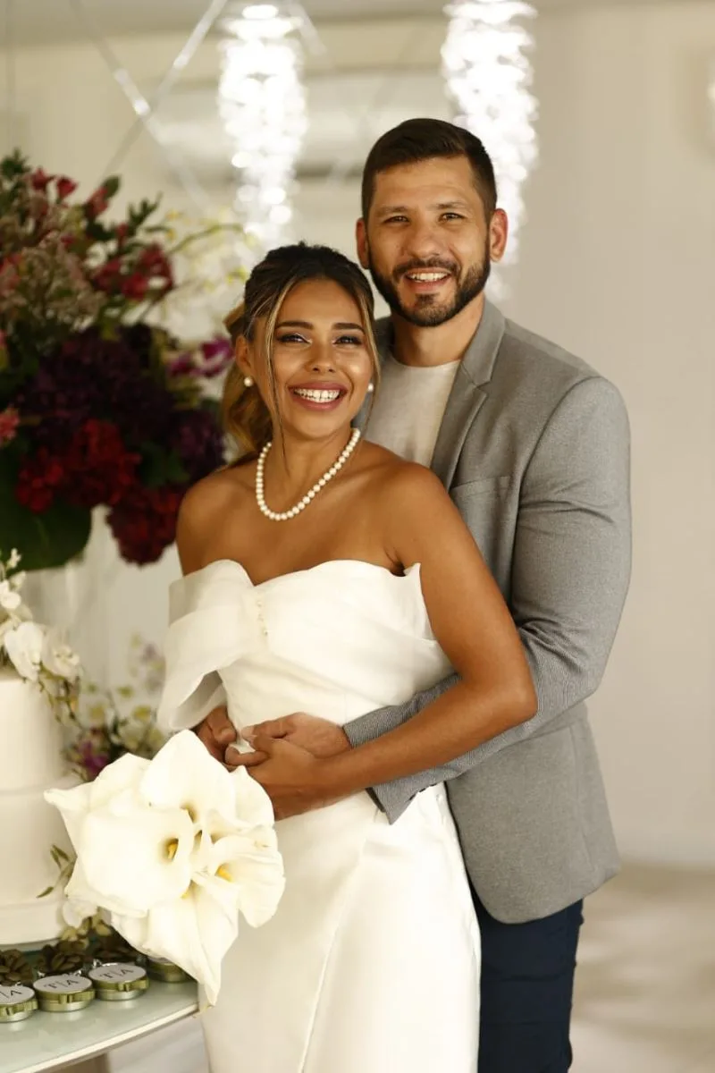 Thaís Souza e Abílio Muniz oficializam união civil