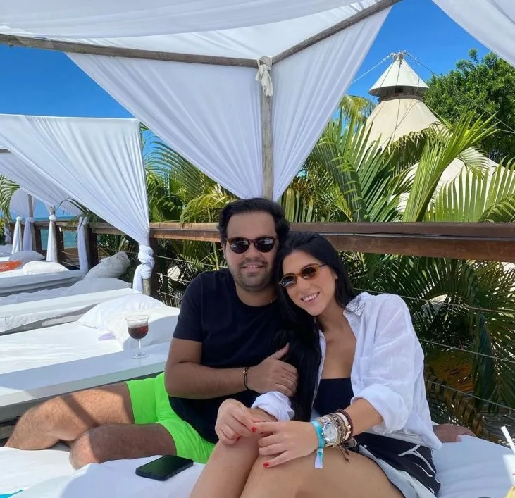 Maria Eduarda Barreira comemora seus 24 anos durante animado weekend