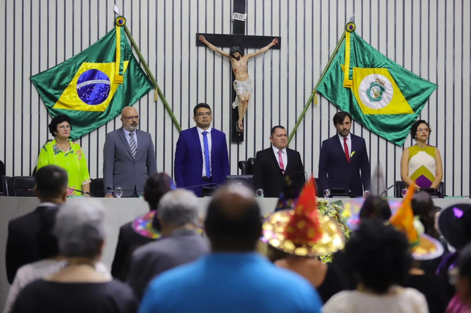 Assembleia Legislativa homenageia artistas cearenses
