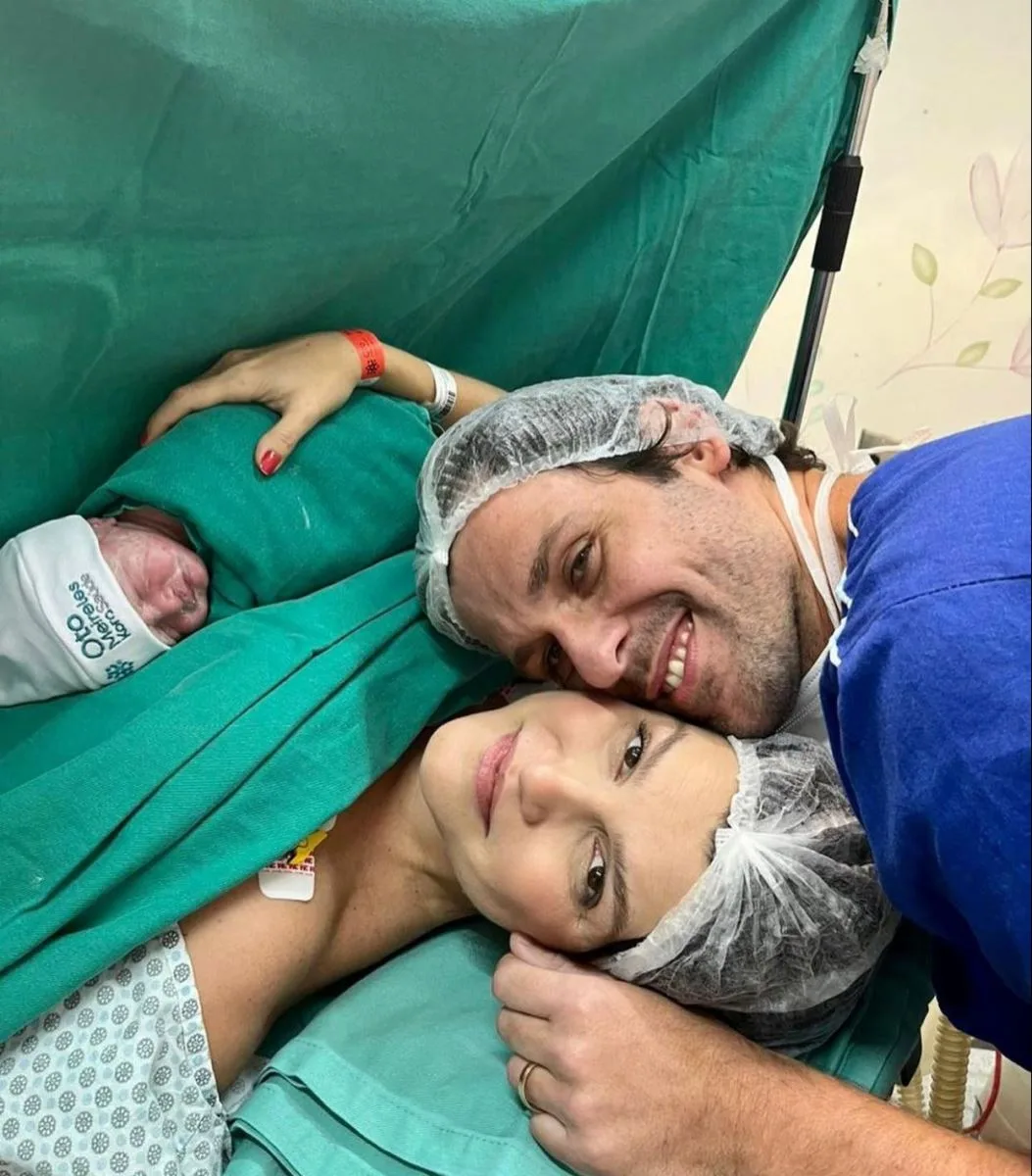 Nasce Maria Eduarda para alegria e emoção de Liana e Henrique Brasil
