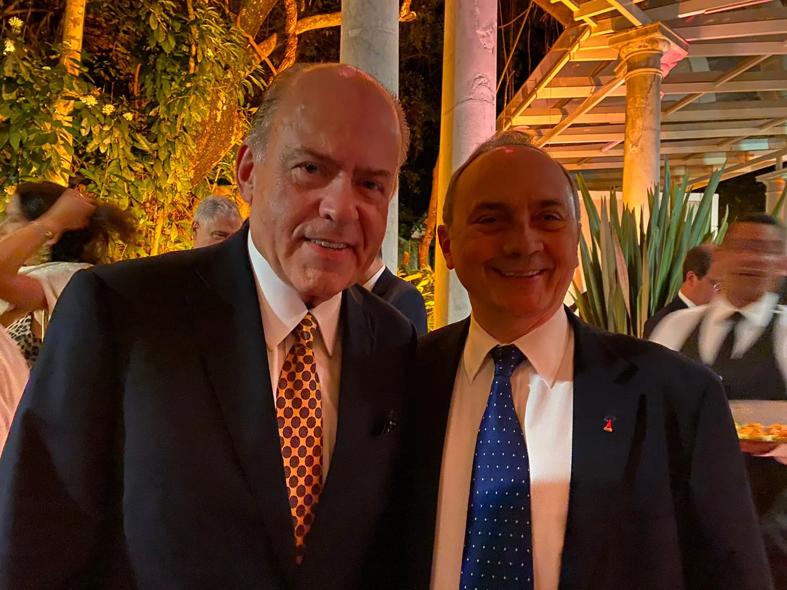 Paulo Tonet Camargo toma posse como presidente da Associação Internacional de Radiodifusão