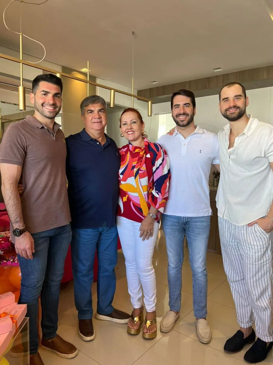 Sâmea Neves celebra a nova idade em família e com muita alegria