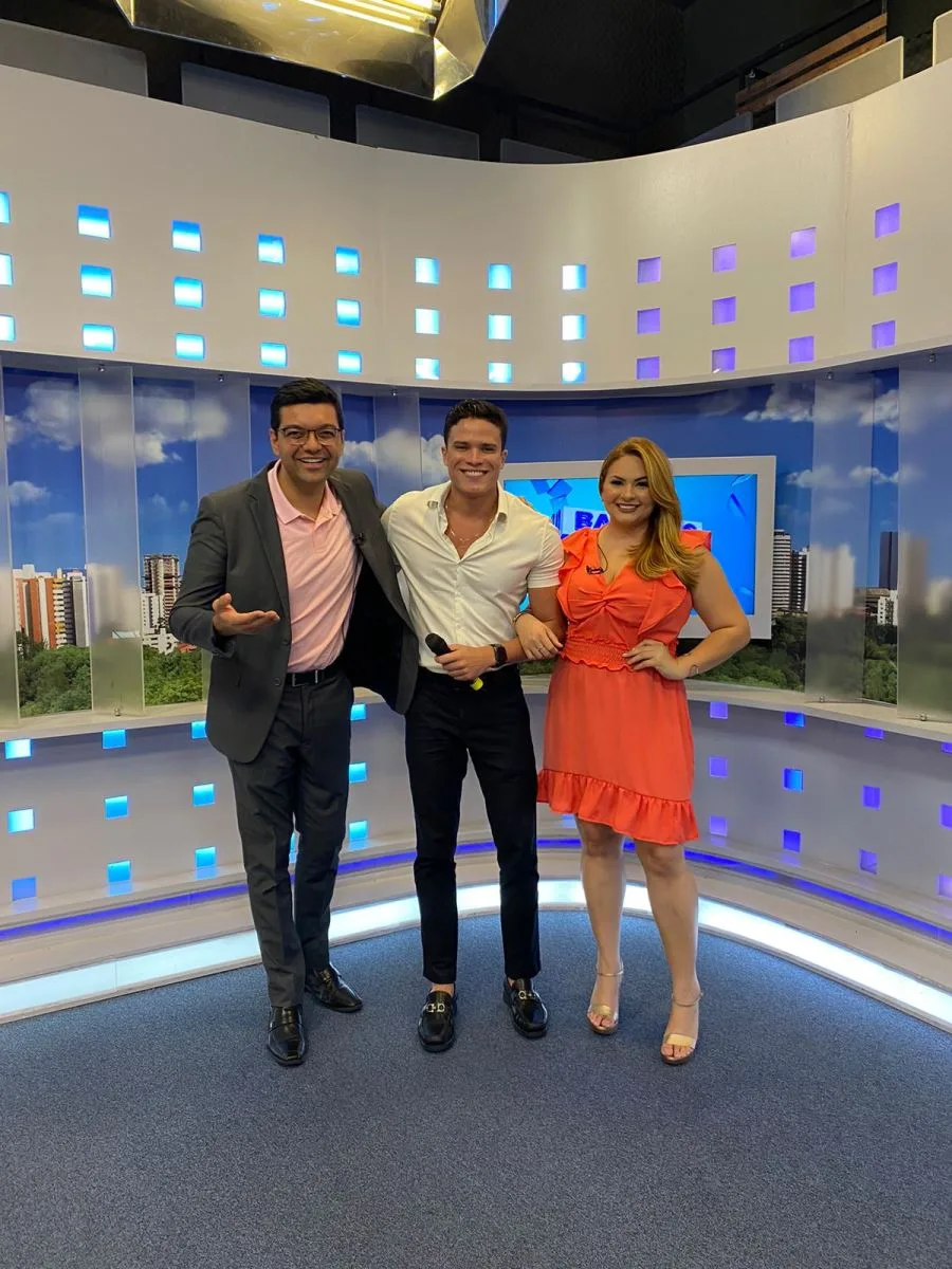 Marcos Lessa apresenta "Samba do Lessa" no Grupo Cidade
