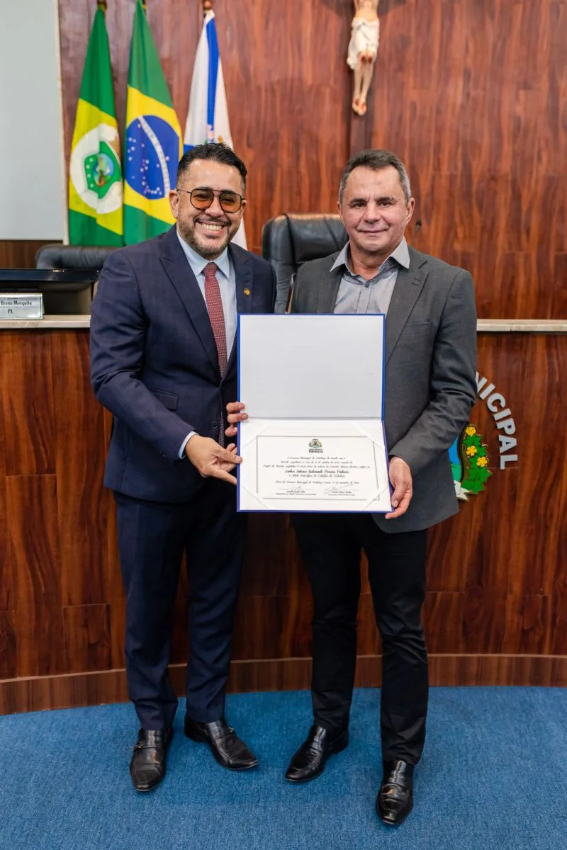 Empresário Nidovando Pinheiro recebe título de Cidadão Fortalezense
