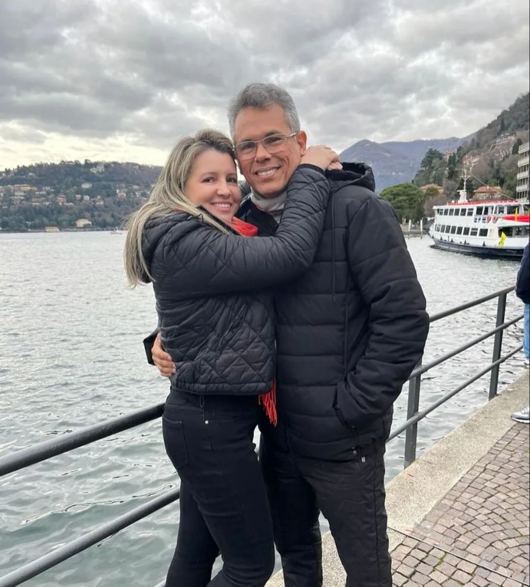 Assis e Ilara Andrade curtem viagem com os filhos pela Europa