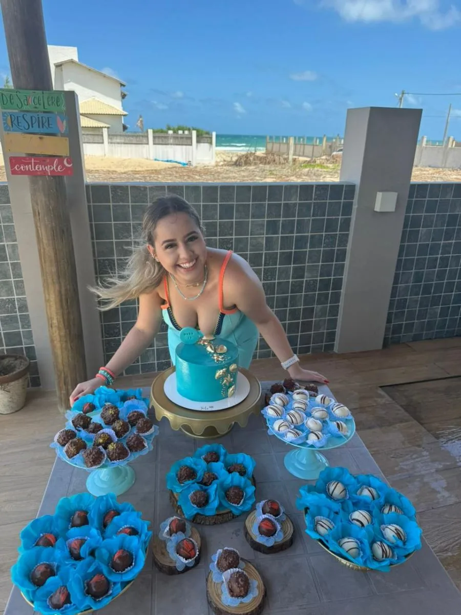 Duda Nobre marca passagem pela folhinha com animada festa em Flexeiras