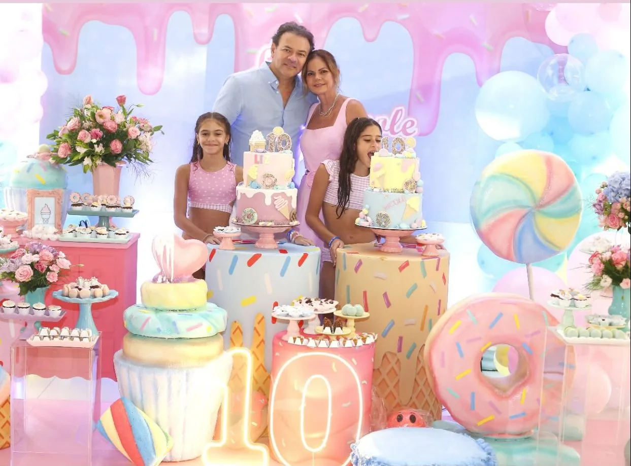 Layla e Guilherme Fujita Neto festejam os 10 anos das filhas Nicole e Liz
