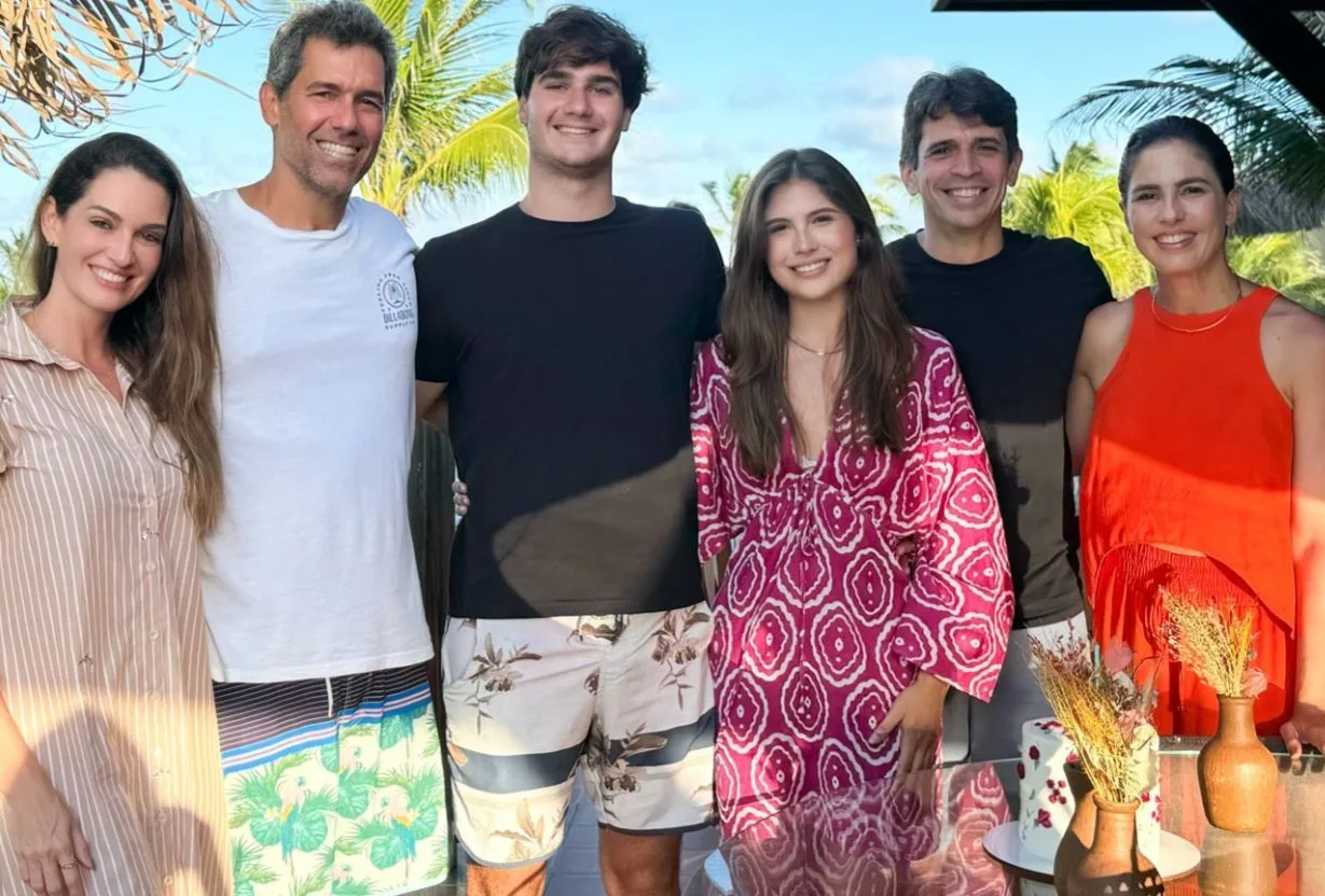 Cecília Fiúza celebra mais uma primavera com muita alegria