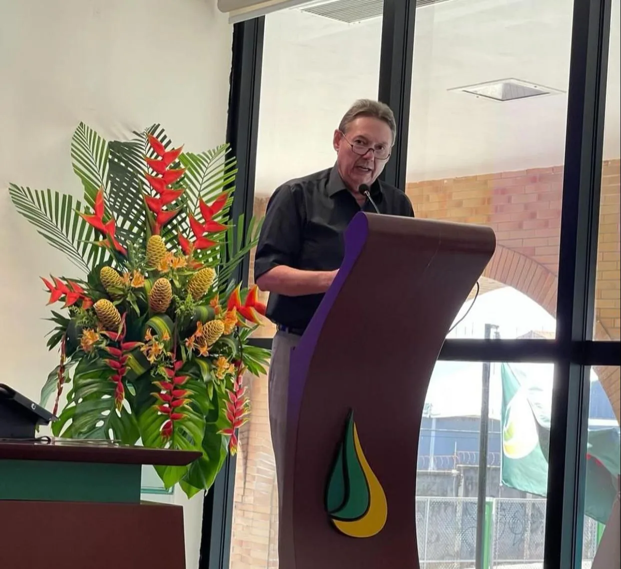 Ivens Dias Branco Júnior protagoniza evento da AJE Fortaleza