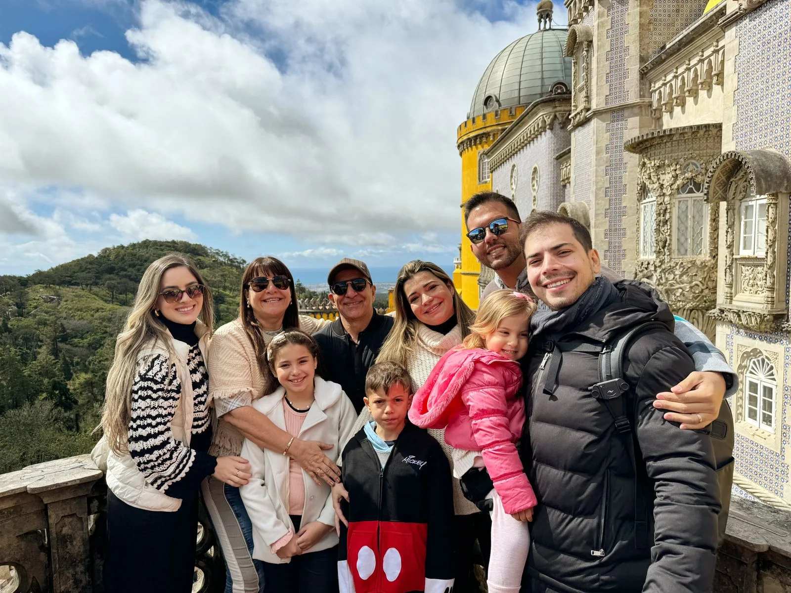 Sophia Eldo se diverte com a família em Portugal